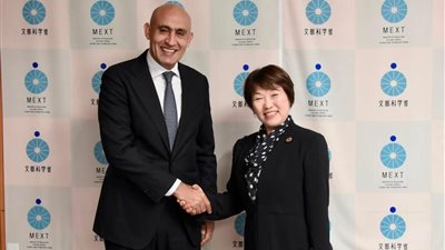 عبد اللطيف يوقع خطاب نوايا مع نظيرته اليابانية للتوسع في آليات التعاون مع اليابان في مجال التعليم 