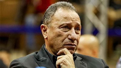 الأهلي ينعى والد قائده محمد الشناوي 