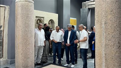 وزير السياحة والآثار يتفقد المتحف اليوناني الروماني وقلعة قايتباي 
