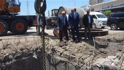 محافظ الغربية يتابع أعمال مشروع الصرف الصحي بمنشية التحرير بسمنود
