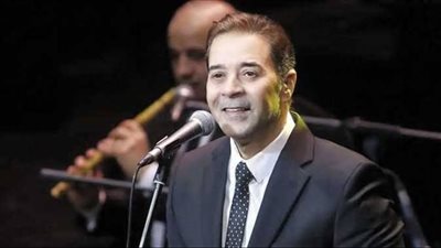 الليلة.. حفل غنائي لمدحت صالح بمهرجان القلعة للموسيقى والغناء