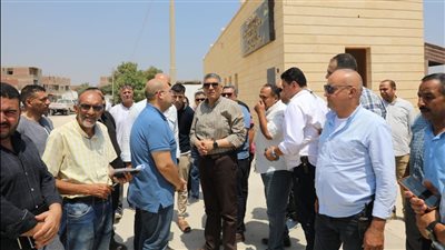 محافظ الجيزة: إنشاء موقف عام جديد بأطفيح للقضاء على المواقف العشوائية