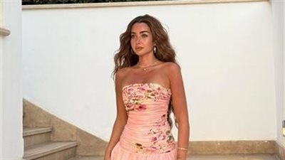 بفستان وردي.. هنا الزاهد تتألق في أحدث ظهور لها 