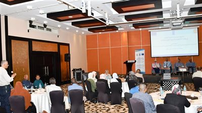 محافظ أسوان: عرض مشروعات الخطة الإستثمارية لقطاع برامج التنمية المحلية