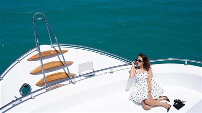 أحدث ظهور.. أسما إبراهيم تخطف الأنظار في رحلة بحرية 