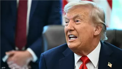 عاجل- ترامب: على إسرائيل وقف قصف غزة فورًا لإخراج الرهائن بسلام وأمان