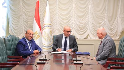 وزير التعليم يعتمد نتيجة امتحانات الدبلومات الفنية الدور الثاني ٢٠٢٥ بنسبة نجاح (89.88%)