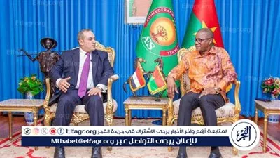 سفير مصر الجديد في بوركينا فاسو يتابع ترتيبات مباراة المنتخب