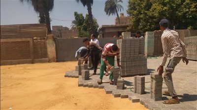 محافظة الجيزة: بدء أعمال رفع كفاءة ورصف 120 شارعًا بالبدرشين بالإنترلوك