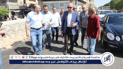 محافظ المنيا يتفقد أعمال رصف وتوسعة الطريق بشارعي بورسعيد والمحكمة بمركز أبوقرقاص 