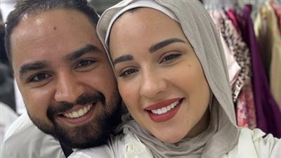 أسما شريف منير تعلن ارتداء الحجاب رسميًا
