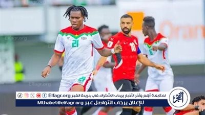 محمد صلاح يغادر إلى إنجلترا على طائرة خاصة من نادي ليفربول