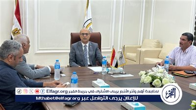 رئيس جامعة أسيوط يعقد اجتماعًا بالجامعة الأهلية لمتابعة استعدادات العام الجامعي الجديد