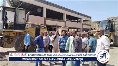 محافظ أسيوط يعلن عن إخلاء السوق العشوائي بشارع التحرير بأبنوب تمهيدًا لإنشاء سوق حضاري 