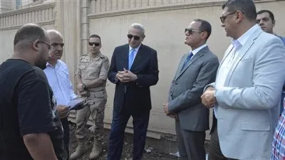 محافظ الغربية ومدير الأمن يتابعان ميدانيًا السيطرة على حريق بمصنع سجاد في سمنود