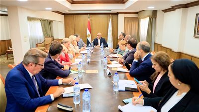  عبداللطيف: نتطلع لشراكة أعمق مع فرنسا في مجالي التعليم العام والفني ولا سيما المدارس الزراعية