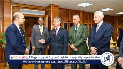 رئيس جامعة أسيوط يلتقى رئيس إقليم الوجه القبلي للتأمين الاجتماعي لبحث التعاون المشترك