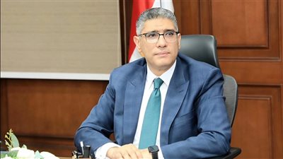 محافظ الجيزة يكلف رؤساء الأحياء والمراكز ومديري الإدارات التعليمية بالمرور الدوري خلال اليوم الدراسي