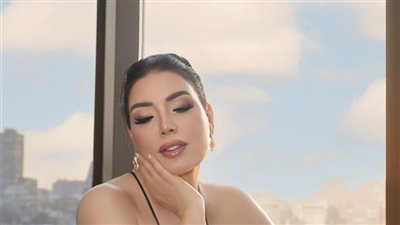 عبير صبري تتألق في أحدث ظهور وتخطف الأنظار بإطلالتها الأنيقة