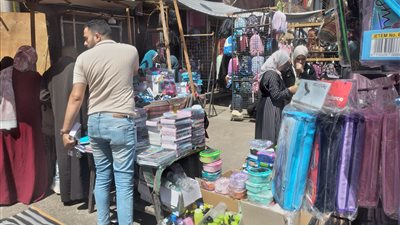 إقبال علي الأدوات المدرسية اليوم السبت 20 سبتمبر ببني سويف 