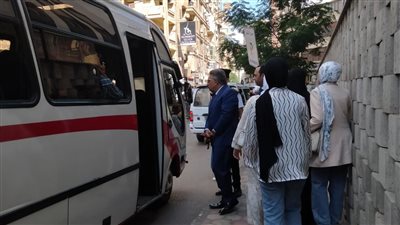 محافظ الدقهلية يتفقد منظومة النقل الجماعي بالمنصورة في أول أيام العام الدراسي الجديد.صور.