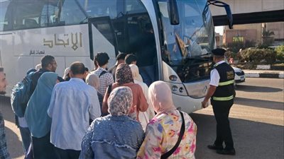 محافظ الغربية يتابع انتظام حركة نقل الركاب في أول أيام العام الدراسي الجديد