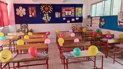 مدارس القاهرة تستقبل طلابها بالبالونات في أول أيام الدراسة