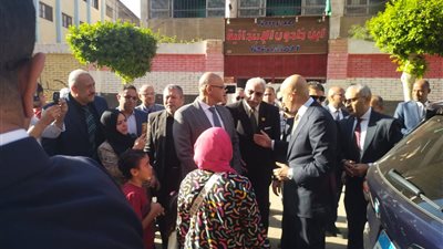 وزير التعليم يفاجئ مدارس القليوبية.. ويؤكد بدء تطبيق مادة البرمجة لطلاب الصف الأول الثانوي