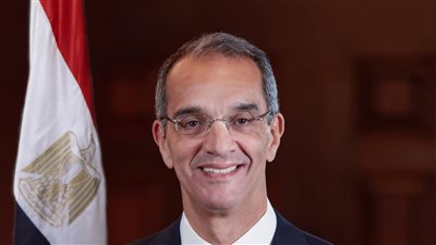 وزيرا الإسكان والاتصالات يطلقان الاستراتيجية الوطنية للمدن الذكية في مصر