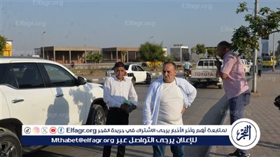 محافظ أسيوط يقود حملة موسعة لإزالة الإشغالات المخالفة بميدان القناطر بالوليدية 