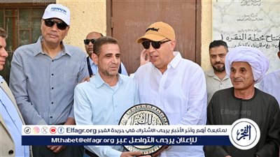 وزير الري يكرم مدير هندسة وادي النقرة تقديرًا لجهوده في مواجهة التعديات