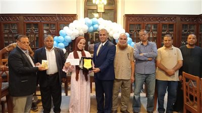 تكريم أوائل الإعدادية بسوهاج مع انطلاق العام الدراسي الجديد