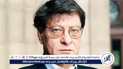 قصيدة محمود درويش التي استشهد بها ماكرون في اعتراف فرنسا بدولة فلسطين