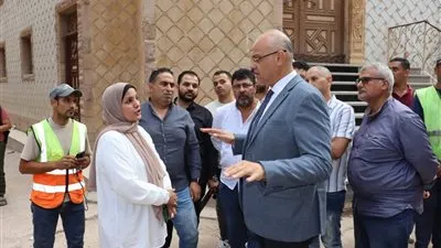 محافظ القليوبية يتفقد أعمال الرصف بـ 