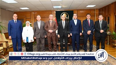 لجنة الوظائف القيادية بجامعة أسيوط تجري المقابلات لاختيار مدير عام خدمة المواطنين وأمين كلية الطب البيطري