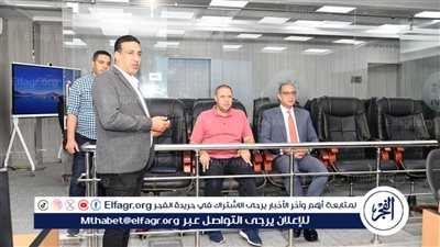 محافظ الفيوم يتابع جهود منع الصيد الجائر ببحيرة قارون عبر مركز سيطرة الشبكة الوطنية