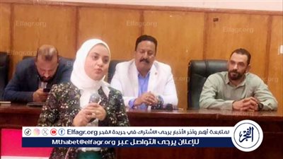مدير ادارة متابعة المديريات بصحة أسيوط تعقد اجتماعا مع مسئولى المتابعة بالوحدات الصحية بالقري 
