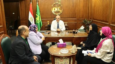 محافظ القليوبية يوفر شقة سكنية لسيدة كفيفة استجابة لندائها