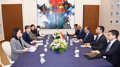 وزير الخارجية يلتقي وزير خارجية كوريا الجنوبية