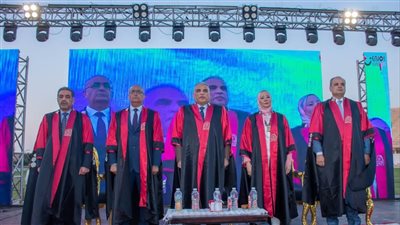 رئيس جامعة طنطا يشهد حفل تخرج الدفعتين 39 و40 من كلية علوم الرياضة