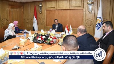 محافظ قنا يواصل لقاءاته الجماهيرية لحل شكاوى المواطنين