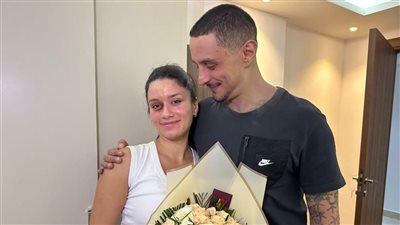 بلقطات عفوية وحميمية.. سينتيا خليفة وأحمد الفيشاوي يبدآن تصوير فيلم 