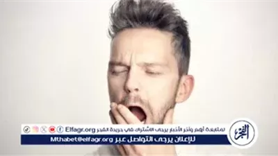 دراسة حديثة تكشف العلاقة بين الأطعمة والشعور بالنعاس نهارًا