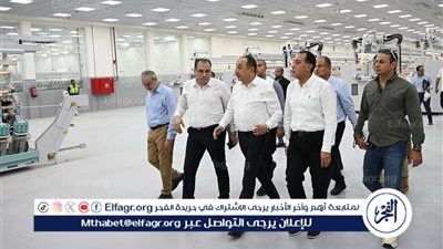 عاجل- ضمن المشروع القومي لتطوير صناعة الغزل والنسيج.. رئيس الوزراء يتفقد مصنع 