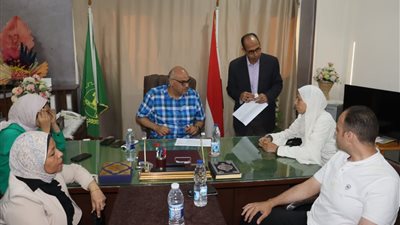 استجابات فورية في لقاء محافظ القليوبية الأسبوعي مع المواطنين