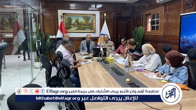 عبر الفيديو كونفرانس.. سكرتير عام قنا يبحث معوقات ملف التصالح وتحديثات تراخيص البناء