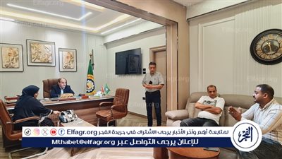 رئيــس حـي غـرب المنصورة في الدقهلية يلتقي المواطنين لبحث شكواهم..صور 