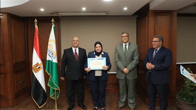 محافظ الجيزة يكرم القائمين على إنجاز الخطة الاستثمارية عن العام المالي 2024 – 2025