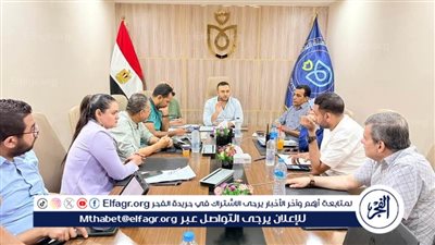 مدير الرعاية الصحية بالأقصر يعقد اجتماع مع مديري المستشفيات لمتابعة سير العمل وتطوير الخدمات الصحية