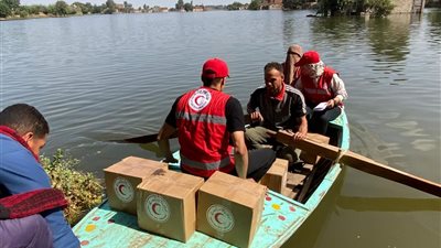 الهلال الأحمر المصري يُطلق قافلة إغاثية عاجلة لمتضرري ارتفاع منسوب نهر النيل بالمنوفية